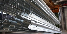 Hot dip galvanizing: production photos